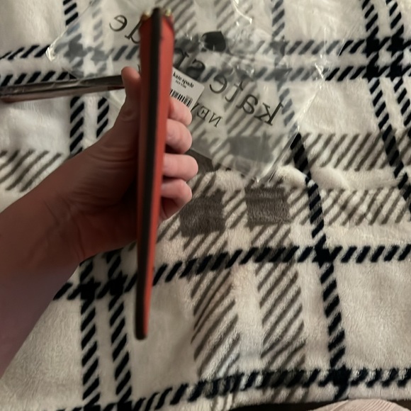 Kate Spade ♠️ Brand New Red Clutch - Picture 9 of 10